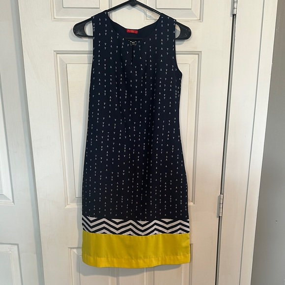 w is for woman Dresses & Skirts - W for woman navy and yellow dress size 6